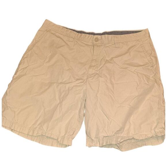 Mens 40x10 inch Tan Shorts With Pockets - Picture 2 of 7